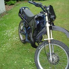 Suzuki Rmx Projekt solgt.