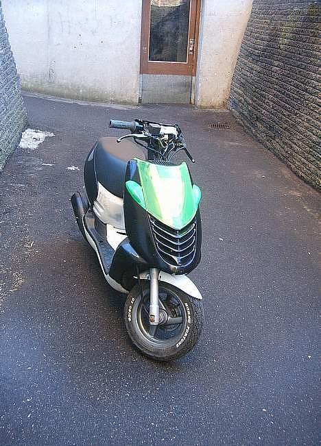 Aprilia Sonic - SOLGT billede 2