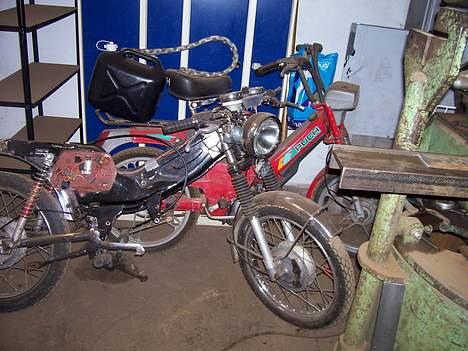 Kreidler rmc  - en ny kreidler til de tider hvor man ikke har andet at lave billede 6