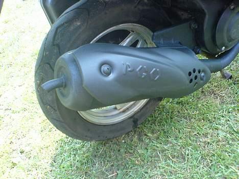 PGO Comet /##Chameleon##/ - Udstødning efter jeg malede den. billede 2