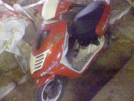 Aprilia sonic solgt - Med på job, man er vel tømrer billede 6