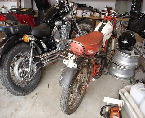 Yamaha Ty 50 //SOLGT// - uha, YAMAHA når det er pænest :P ty 50 og Virago 535(min mors) billede 8