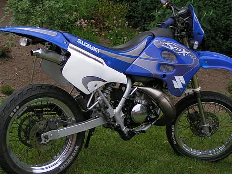 Suzuki SMX  *SOLGT*  billede 9
