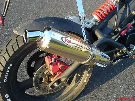 Sachs MadAss - V8 Speed Source Titanium, ubeskrivelig lyd billede 3