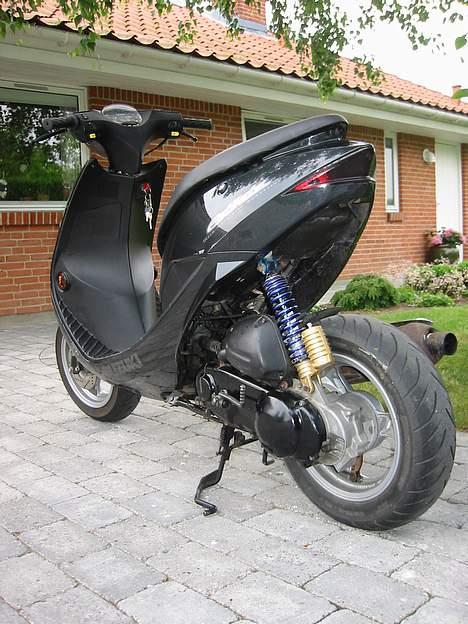 Suzuki estilete billede 5