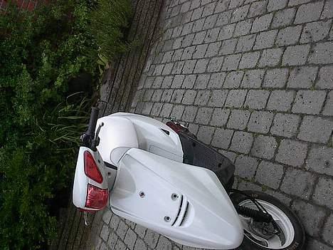 Yamaha jog (solgt) billede 8