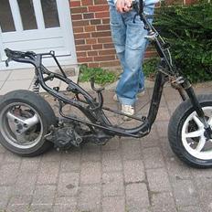 Suzuki estilete projekt