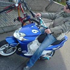 Yamaha Jog R LC ( Skriv her ! )