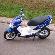 Yamaha Jog R LC ( Skriv her ! )