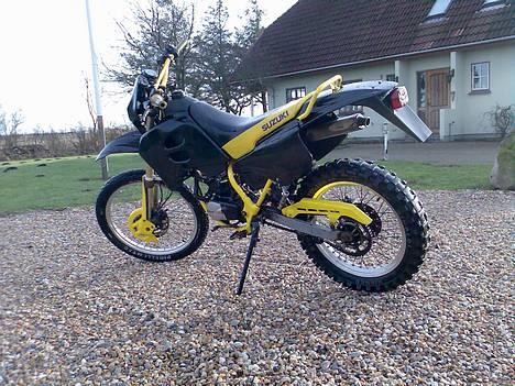 Suzuki Rmx Lc SOLGT billede 4