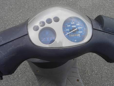 Piaggio zip 2000 lc bytted billede 5
