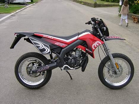 Gilera SMT - Solgt! :( - 20/6-06: Set fra siden..  billede 5