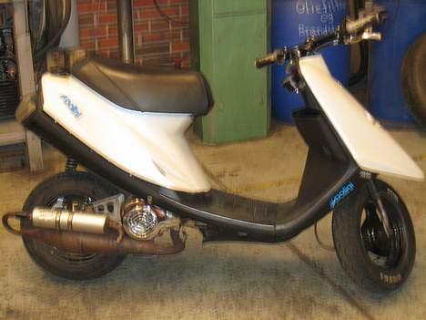 Yamaha Jog Fs *Solgt* billede 2