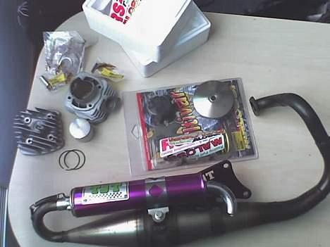 Honda SFX - Lige købt Ny udstødning, Cylinder Kit, (mhr replica) og malossi multi vario .. nice :D billede 10