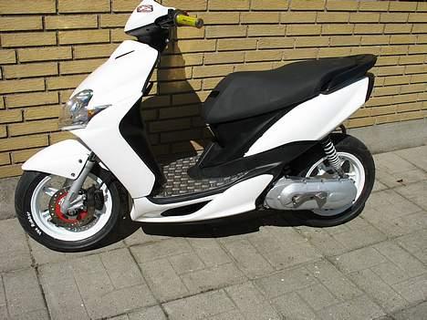 Yamaha Jog R LC SOLGT billede 1