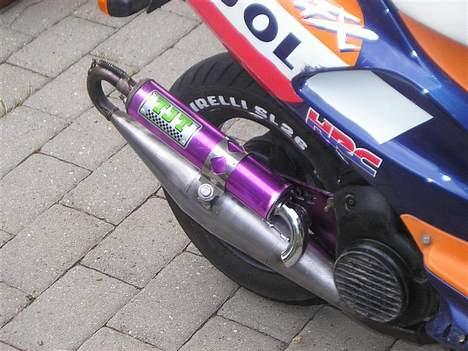 Honda SFX - Så fik jeg lige slebet lidt mere på den .. Nu er den lidt flottere :D .heh  billede 14