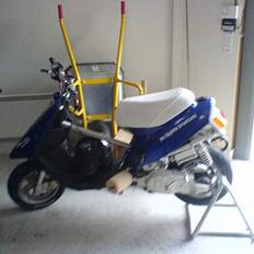 Yamaha jog med evo ac på SOLGT