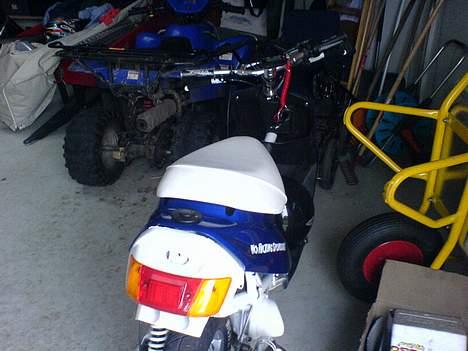 Yamaha jog med evo ac på SOLGT billede 4