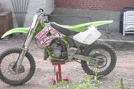 Kawasaki KX 125ccm billede 3
