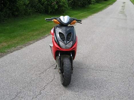 Yamaha Aerox (Solgt!) billede 6