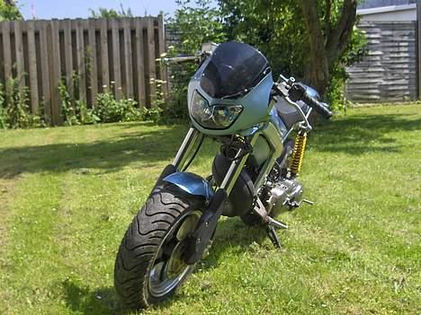 Suzuki street magic (ssm) SOLGT billede 1