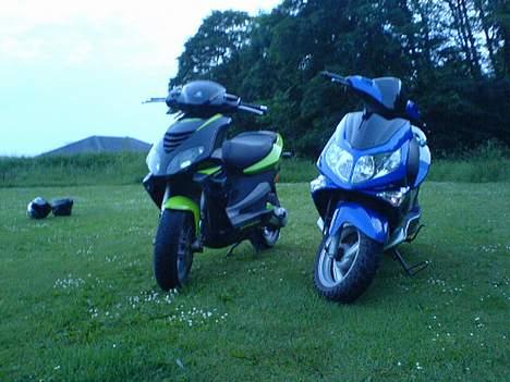 Piaggio NRG Power - Min og en G-Max. billede 8