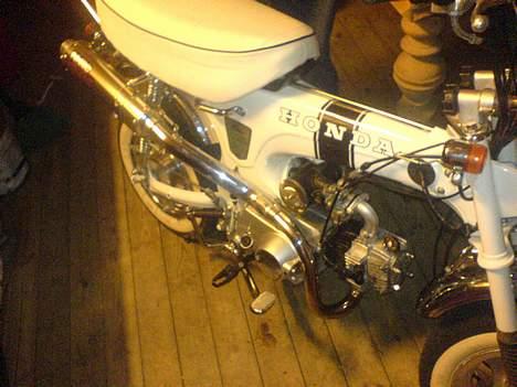 Honda dax  - ja den er sku flot billede 6