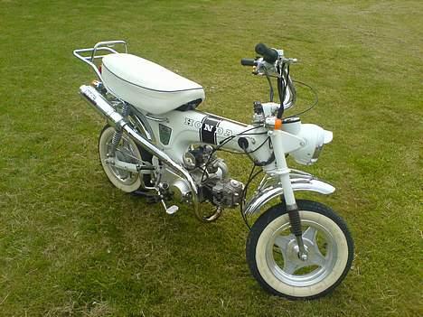 Honda dax  - og den anden side billede 11