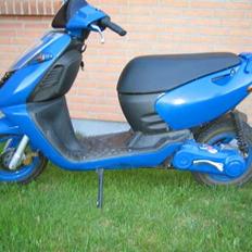 Aprilia Sonic - Nr. 12 - (Solgt)