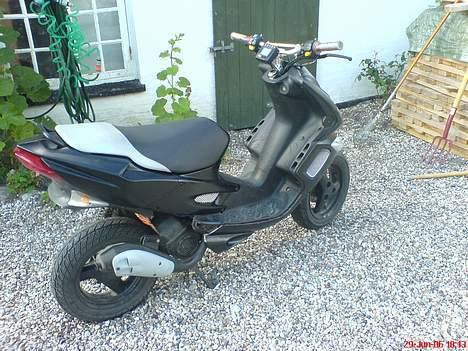 Peugeot speedfight 2 Solgt billede 7