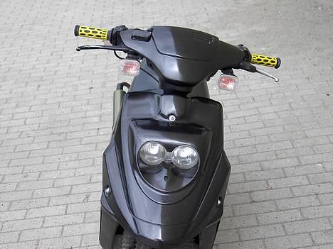 PGO HOT 50 billede 1