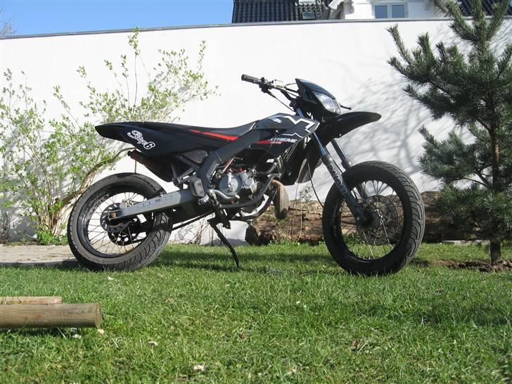 Derbi S motard Xtreme #solgt# - gamle pics billede 1