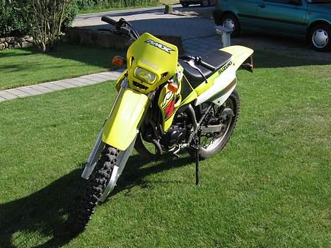 Suzuki Rmx (SOLGT) billede 2