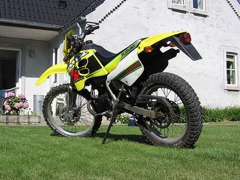 Suzuki Rmx (SOLGT) billede 3