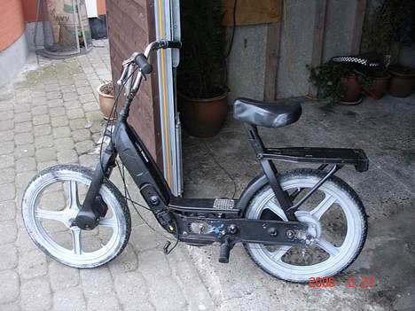 Vespa PROJEKT CIAO, 2006  - det var så sån den så ud før jeg fik den :P billede 6