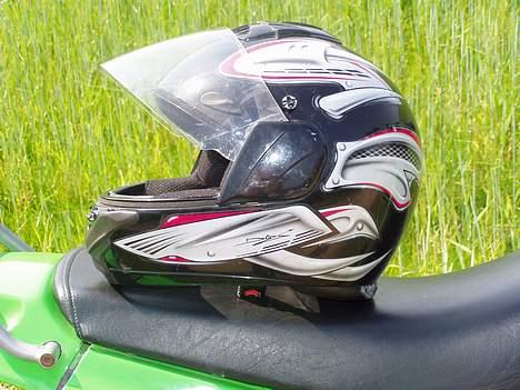 Suzuki RMX byttet - min hjelm. billede 3