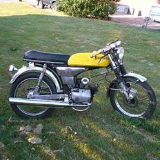 Yamaha 4gearet nice machine...