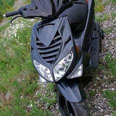 Peugeot speedfight 2 ac til SALG