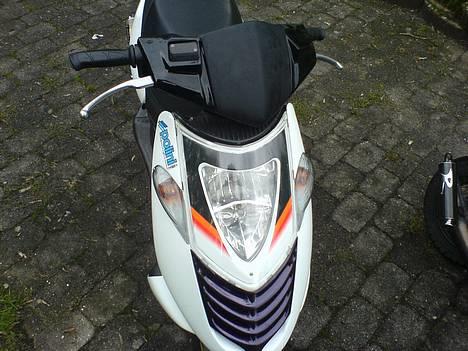 Aprilia Sonic GP SBK billede 6