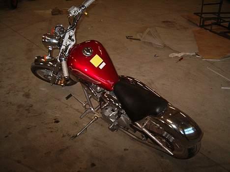 Kawasaki Yamaha, Honda ,Piaggo Osv - Min FEDE Chopper Rød tank Grå Sutter billede 2