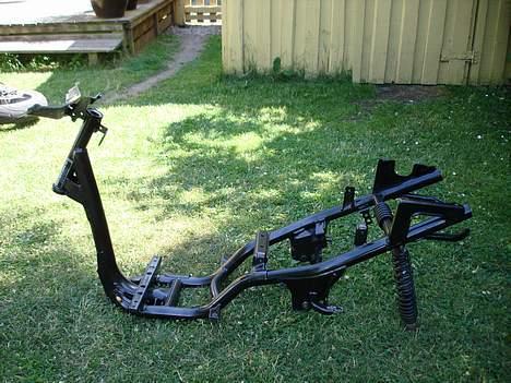 Yamaha # Neos " Nerox LC DD " # - Ny malet stel (så er det da på plads) billede 8