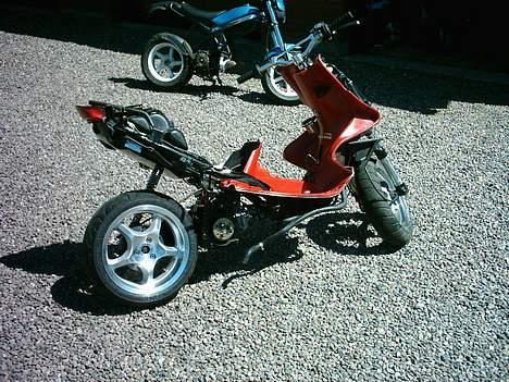 Yamaha aerox LC billede 6