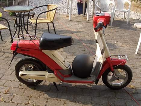 Yamaha Passola SA50 SOLGT - Set fra højre side. billede 2