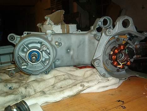 Yamaha jog fs - Motorblokken efter jeg har sandblæst den. billede 15