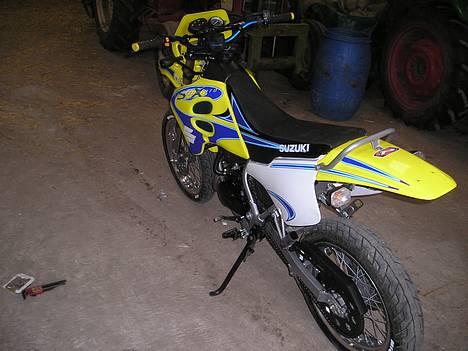 Suzuki SMX *Solgt* billede 2