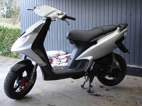 Piaggio Nrg mc3 SOLGT billede 2