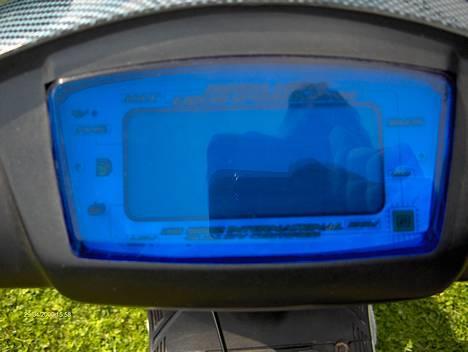 Yamaha jog 80cc carbon - digital speedo!! billede 10