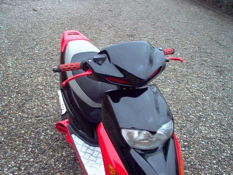 Honda SFX/  Red & Black  - autolakerede røde bremseklinger billede 9
