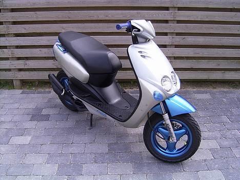 Yamaha neos billede 1