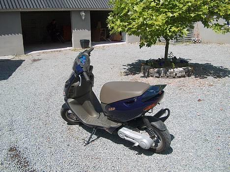 Aprilia sonic gp 9370 billede 1
